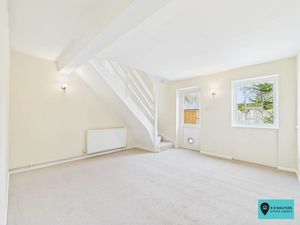 Living Room- click for photo gallery